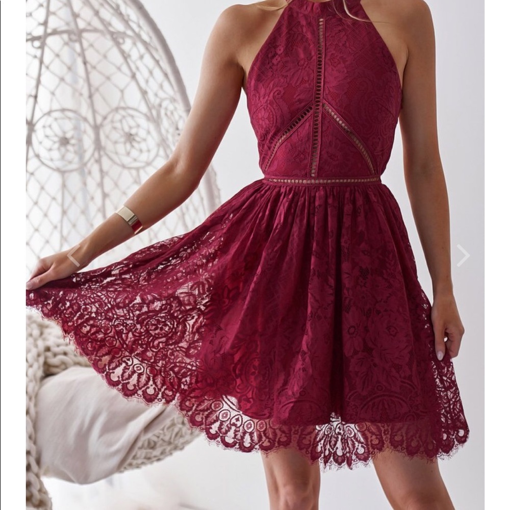 Two sisters the label red lace dress
